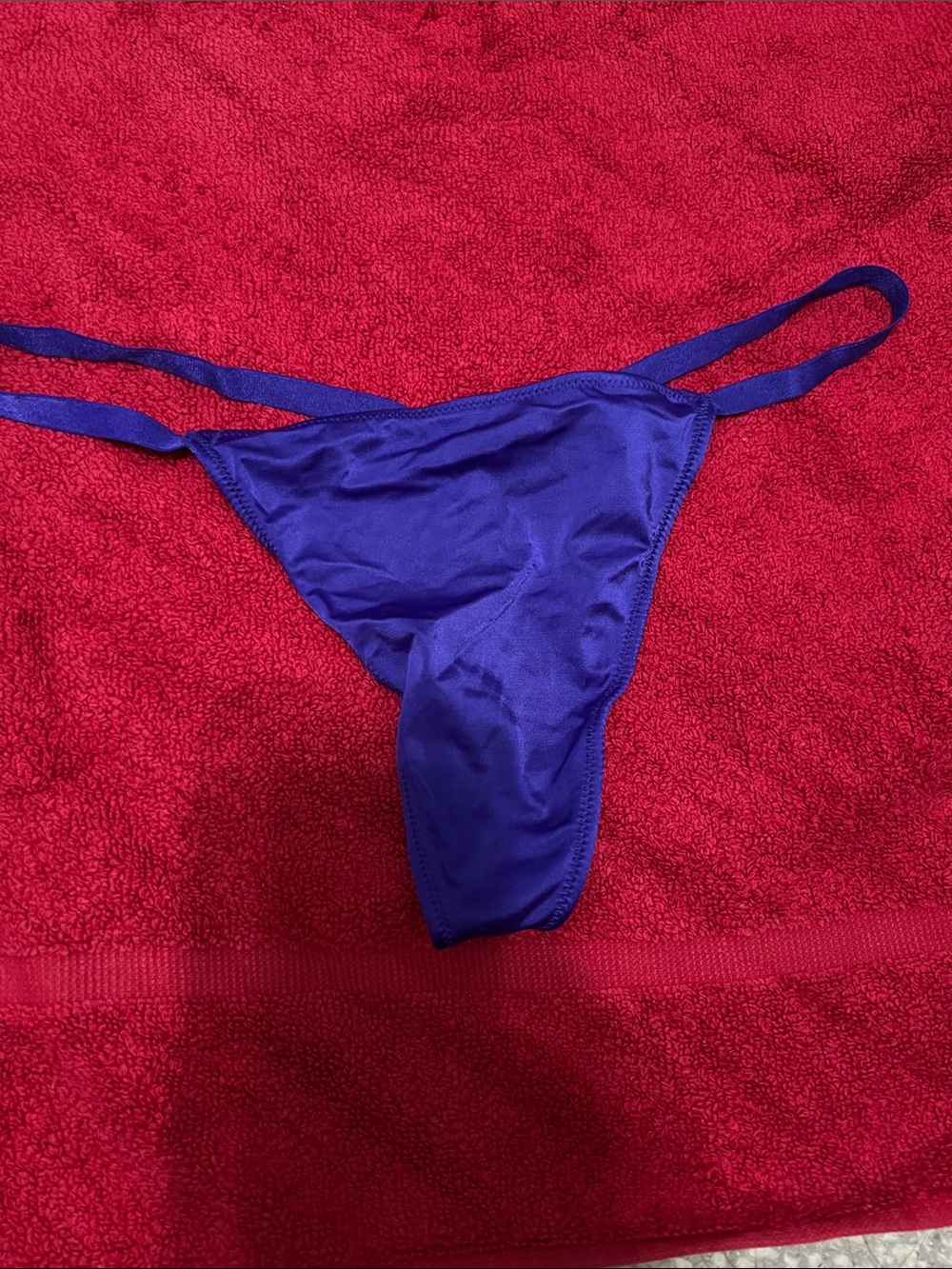 Victoria's Secret satin V-String thong
